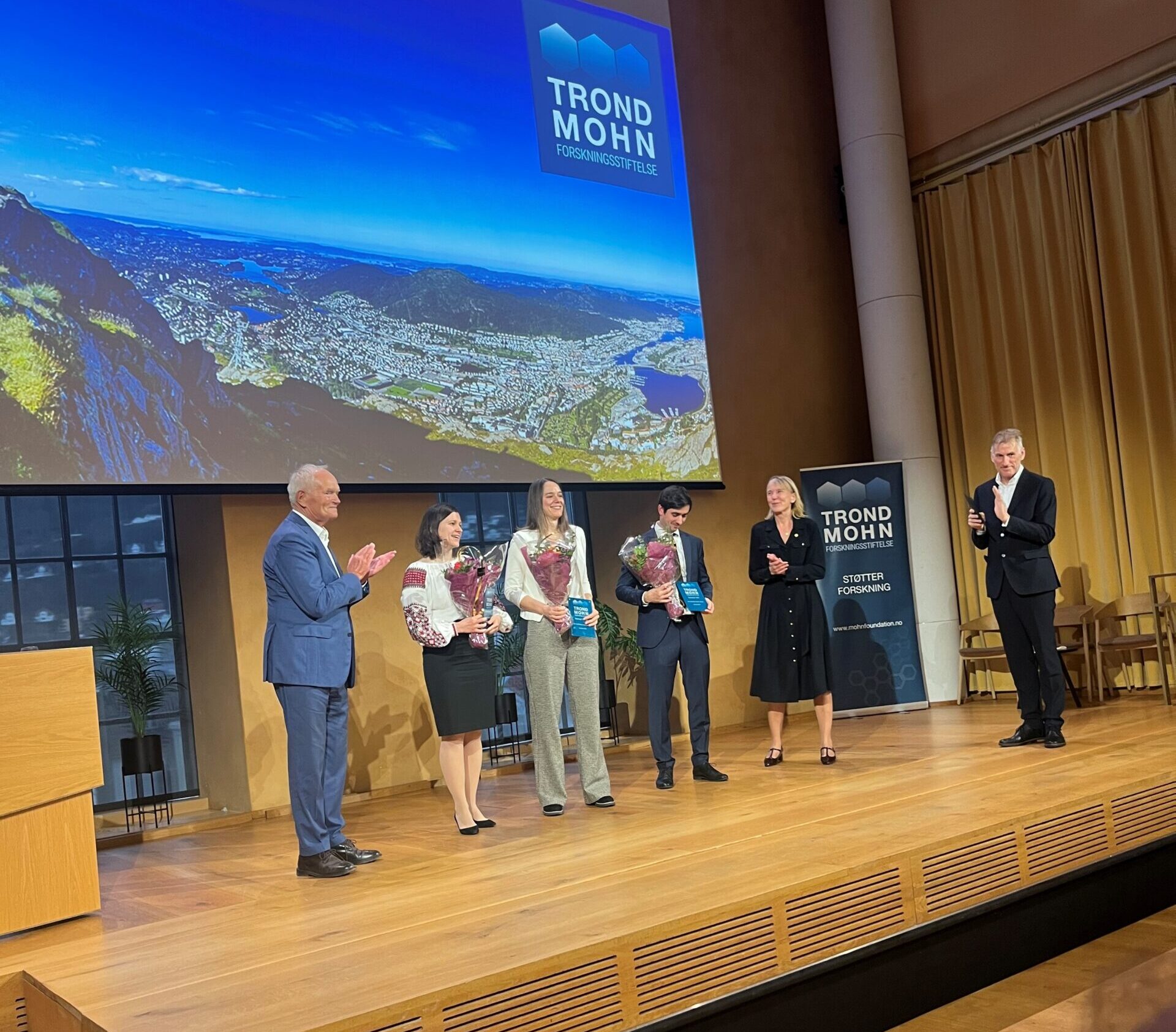 Ikon for Who Can Receive Funding?